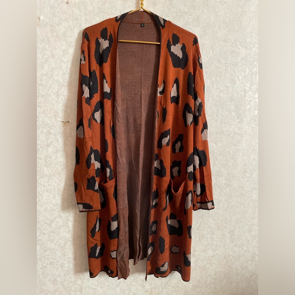 Women’s large animal print long sleeve cardigan